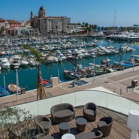 Apartament F3 Plein Centre A 50 M Saint-Raphaël