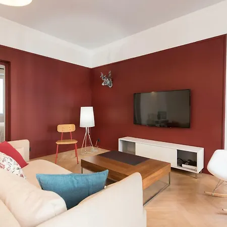 F3 Plein Centre A 50 M Apartamento *