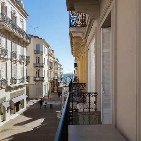 F3 Plein Centre A 50 M Apartament Saint-Raphaël